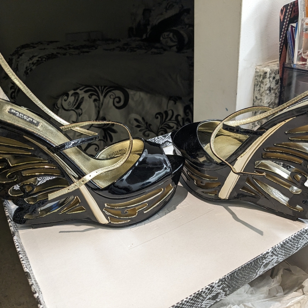 Woman cloth wedge heels